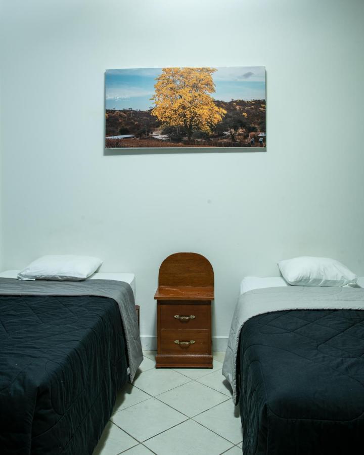 Hospedaje Gran Imperial Тумбес Екстериор снимка